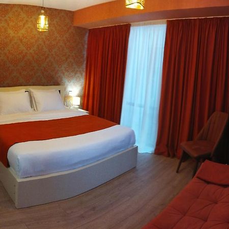 Vere Corner Hotel Тбилиси Екстериор снимка