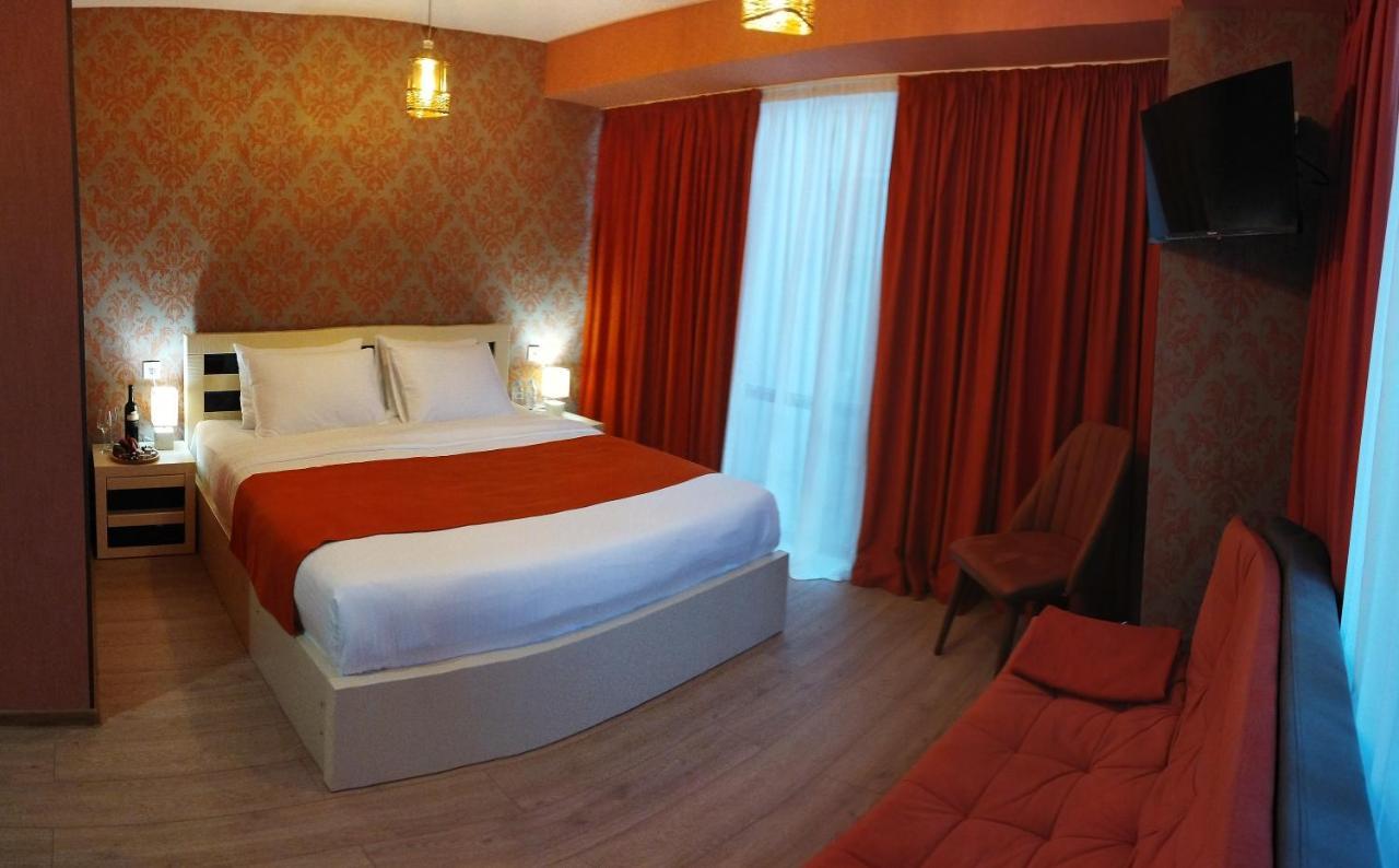 Vere Corner Hotel Тбилиси Екстериор снимка