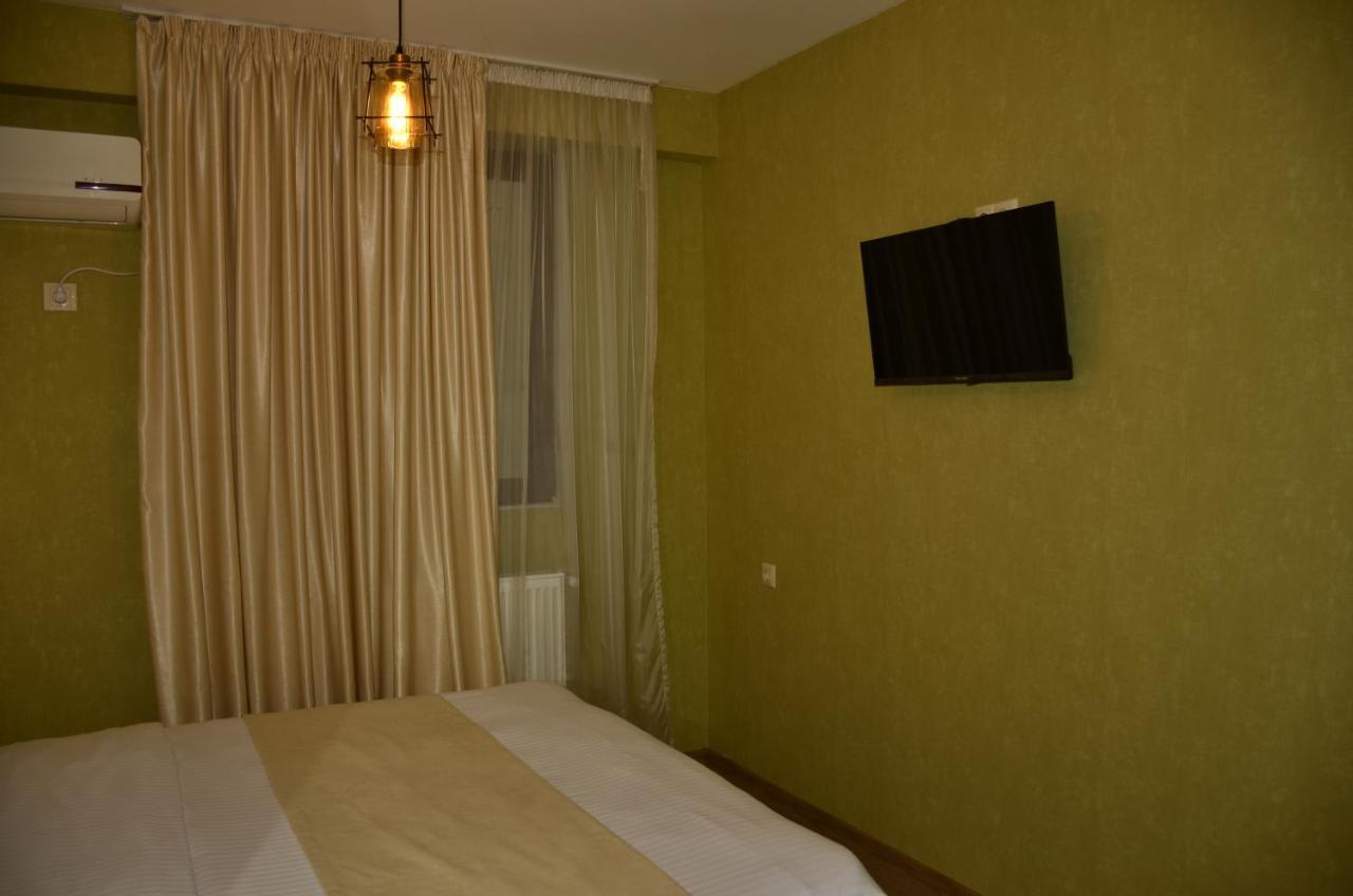 Vere Corner Hotel Тбилиси Екстериор снимка