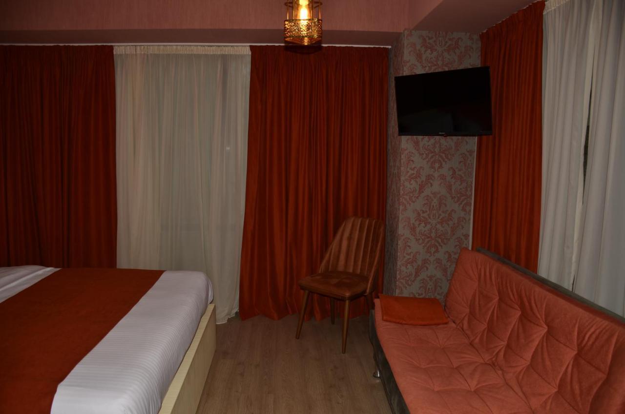 Vere Corner Hotel Тбилиси Екстериор снимка