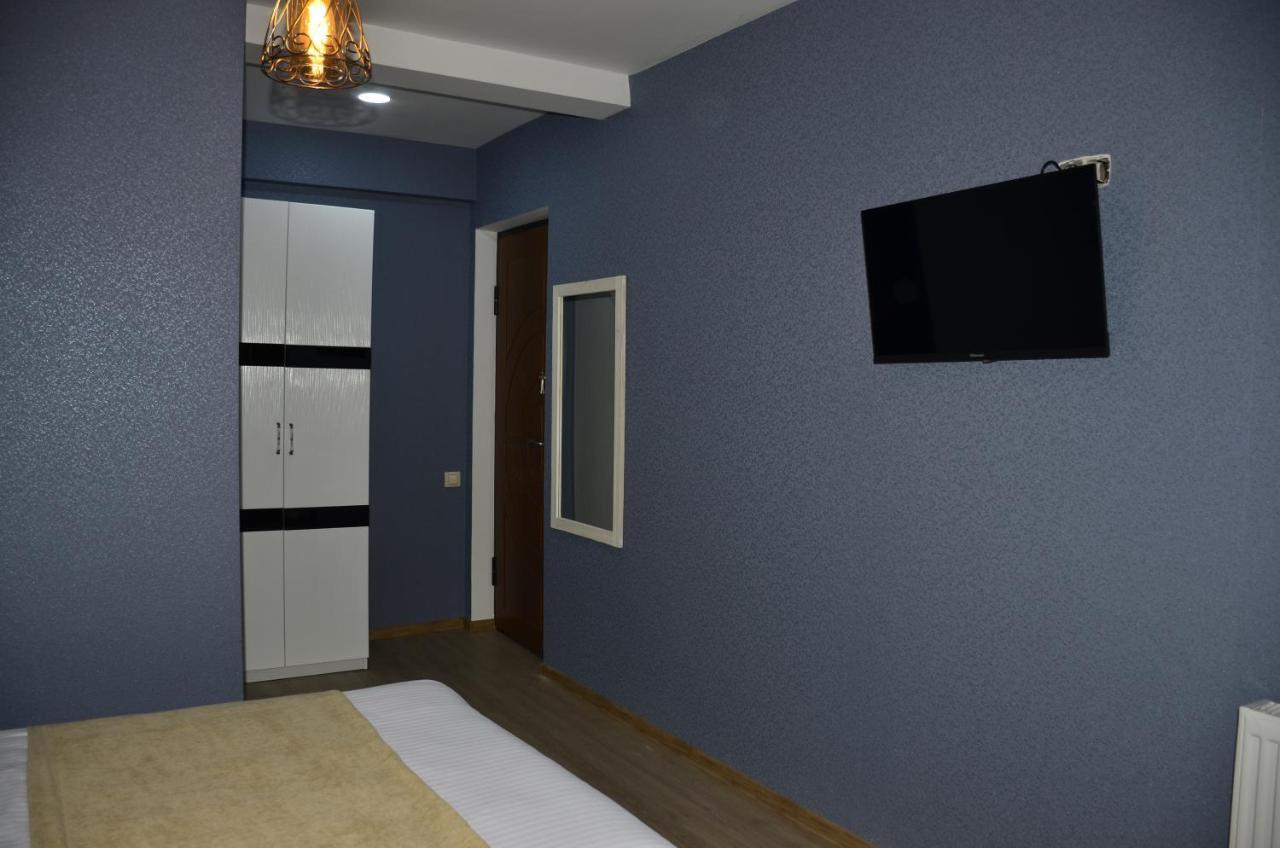 Vere Corner Hotel Тбилиси Екстериор снимка