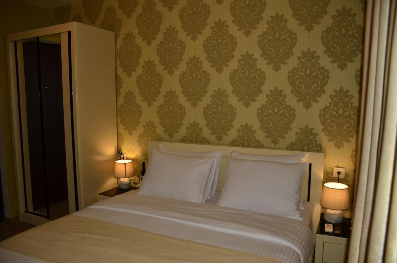 Vere Corner Hotel Тбилиси Екстериор снимка